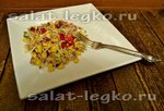 Салат с пекинской капустой, кукурузой и тунцом