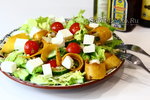 Диетический салат с маринованной тыквой