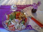 Салат из кольраби и томатов